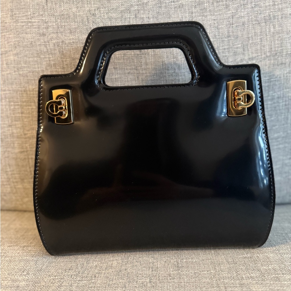 Ferragamo Wanda Mini in Black - Picture 2 of 15